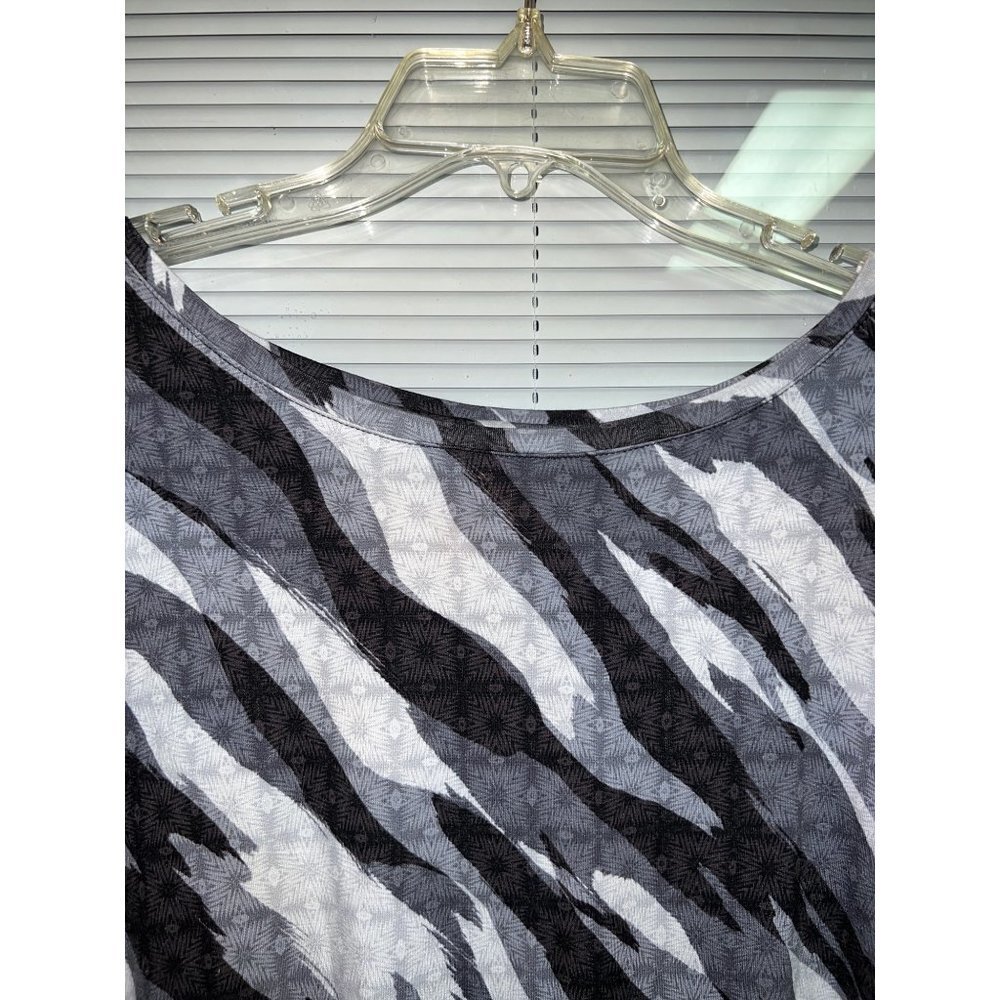 Ruby Rd. Side Ruch Women's Abstract Blouse — Large - Picture 3 of 6